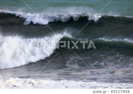 大波 大波 69225998