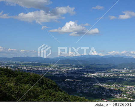 米沢市　全景　市民の森 69226051