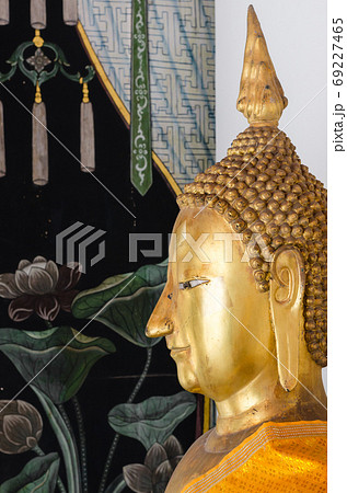 Veranda of Gild Buddha Sculptures at Wat Pho, Bangkok of Thailand. Veranda of Gild Buddha Sculptures at Wat Pho, Bangkok of Thailand. 69227465