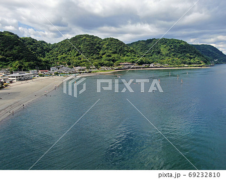 錦江湾から磯海岸の空撮 69232810