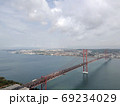 ポルトガル、テージョ川と4月25日橋 69234029