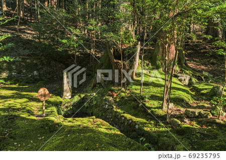 京都大原　寂光院　建礼門院使用井戸遺構 69235795