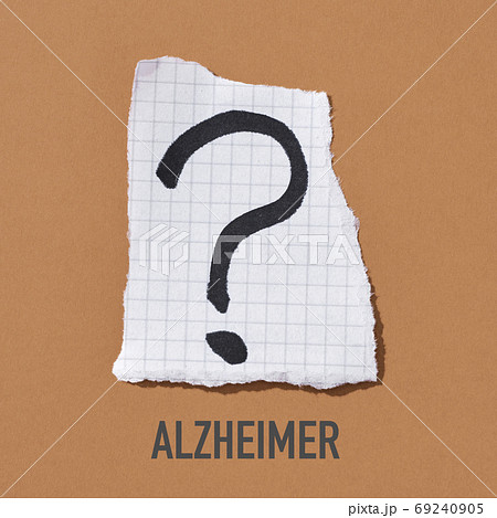 question mark and text Alzheimer 69240905