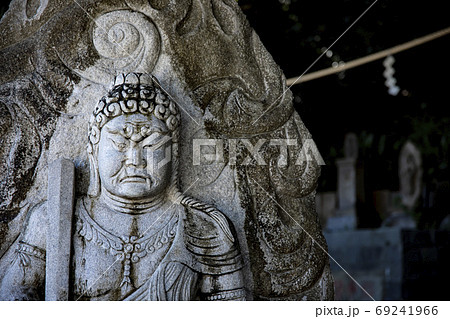 目黒不動尊・瀧泉寺の不動明王像【寺社イメージ】 69241966