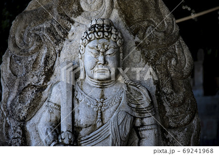 目黒不動尊・瀧泉寺の不動明王像【寺社イメージ】 69241968