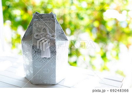 愛犬の遺骨　葬儀　骨壺　お骨 69248366