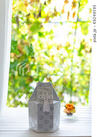 愛犬の遺骨　葬儀　骨壺 69249595