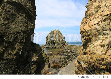 愛媛県西予市　須崎海岸の風景 69250184