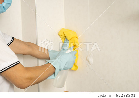 キッチンパネルクリーニング 69253501