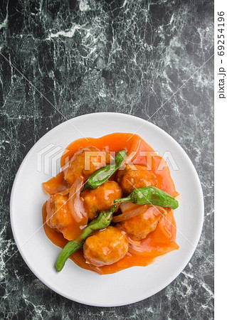 鶏肉団子の甘酢あんかけ 69254196