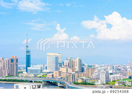 福岡タワーと百道周辺 夏イメージ 福岡タワーと百道周辺 夏イメージ 69254368