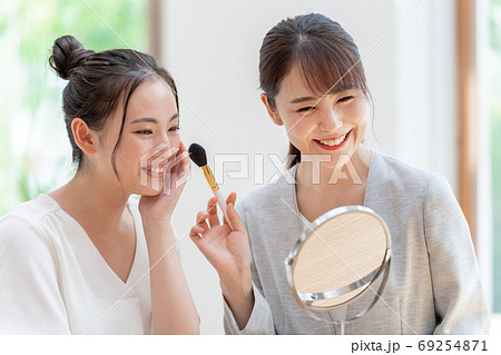 ビューティーアドバイザーイメージ 69254871
