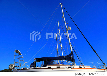 鼠ヶ関マリーナ 夏空とヨット 鼠ヶ関マリーナ 夏空とヨット 69255055
