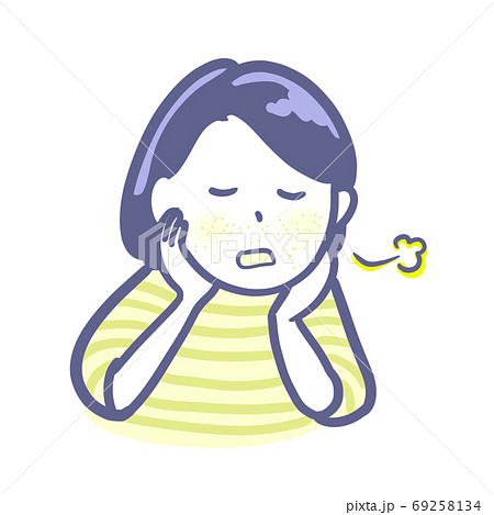 肌トラブルに悩む女性　2色 69258134