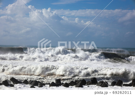 台風の波 69262011