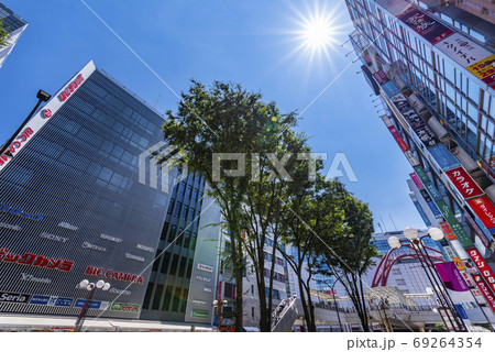 立川駅北口 北口大通りの風景 69264354