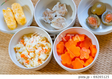 手作りのお惣菜 小鉢 手作りのお惣菜 小鉢 69265125