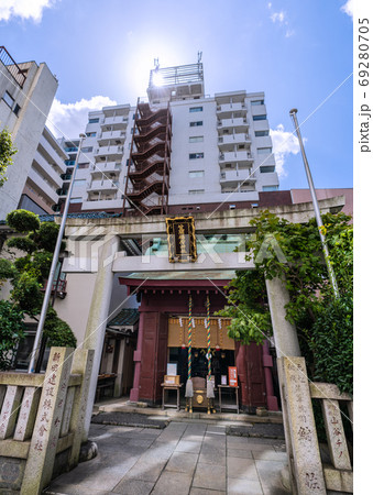 日本の東京都市景観　日本橋七福神の笠間稲荷神社（寿老神）＝中央区日本橋浜町 69280705