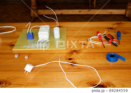 Electrical circuit with wires and spare parts Electrical circuit with wires and spare parts 69284559