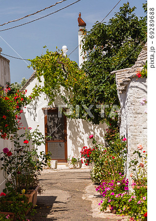 イタリア アルベロベッロのトゥルッロ イタリア アルベロベッロのトゥルッロ 69289688