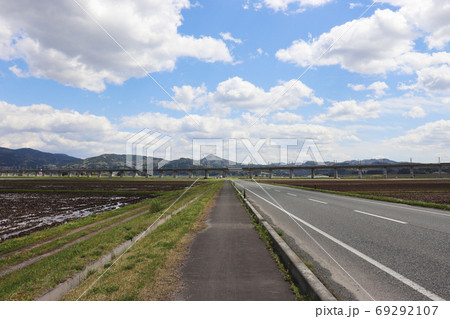 一関市の農業地帯（岩手県） 69292107