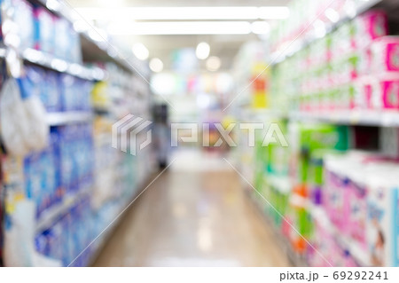 Shopping cart in supermarket, Abstract blurred photo in shopping malls, Cart in the market concept. 69292241
