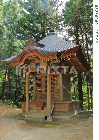 牛伏寺 聖徳太子殿　長野県松本市 69293389