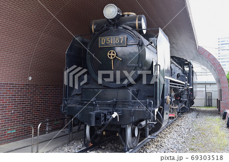 SL蒸気機関車 D51 187の写真素材 [69303518] - PIXTA