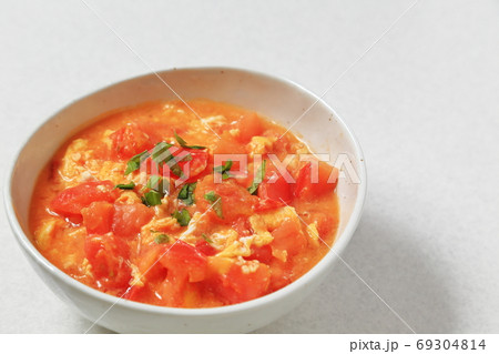 卵とトマトの炒め物 卵とトマトの炒め物 69304814