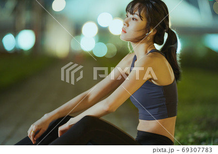 女性 女 女の子 69307783