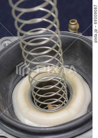 キャブレター　バキュームピストン　オーバーホール 69309087