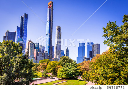 New York City, Central Park and Manhattan, USA New York City, Central Park and Manhattan, USA 69316771