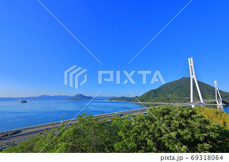 【愛媛県】快晴下の多々羅大橋 69318064