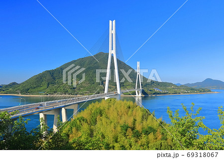 【愛媛県】快晴下の多々羅大橋 69318067