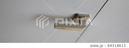 Discreet and simple design Discreet and simple design 69318613