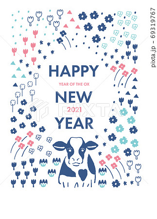イラスト素材:2021年可愛いお花と牛の北欧柄年賀状/丑年 イラスト素材:2021年可愛いお花と牛の北欧柄年賀状/丑年 69319767