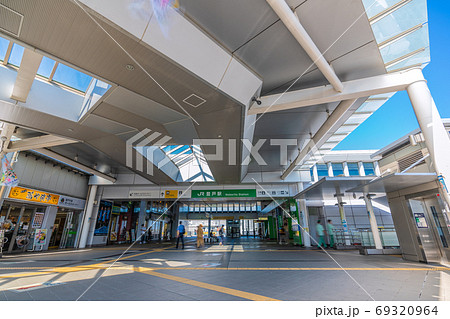 日本の川崎都市景観　JR登戸駅などを望む 69320964