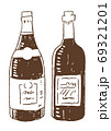 レトロでおしゃれな線画イラスト素材：ワインボトル 69321201