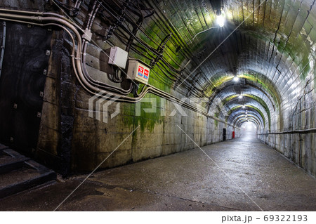 筒石駅：通路 69322193