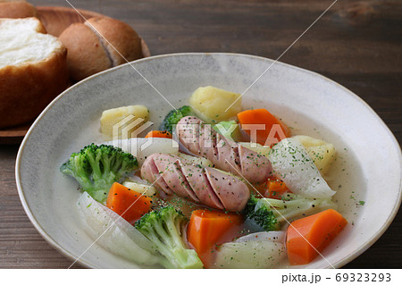 野菜たっぷりのポトフ 野菜たっぷりのポトフ 69323293