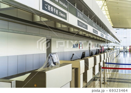 空港の風景 国際線チェックインカウンター 宮城県名取市 空港の風景 国際線チェックインカウンター 宮城県名取市 69323464