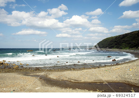 鹿児島県 種子島 南種子町の砂坂海岸 鹿児島県 種子島 南種子町の砂坂海岸 69324517