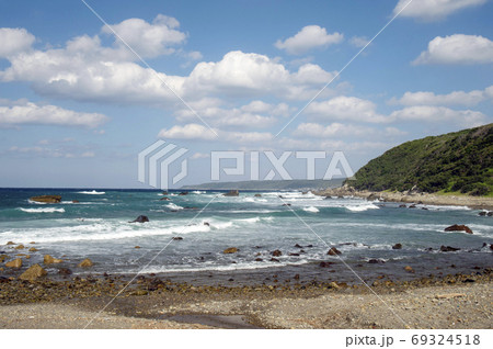 鹿児島県 種子島 南種子町の砂坂海岸 鹿児島県 種子島 南種子町の砂坂海岸 69324518
