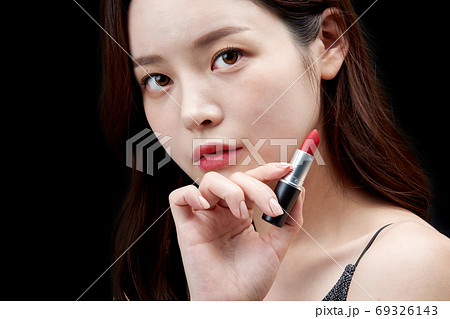 ビューティー 女性 女 69326143