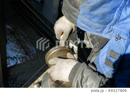 Preparation of the diesel generator set liner 69327806