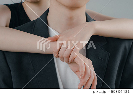 愛しみ 69334481