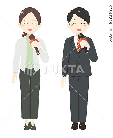 笑うリポーター　立ち姿(線無し) 69336825