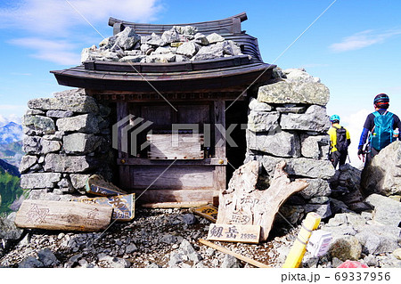 北アルプス　剱岳　山頂　 69337956