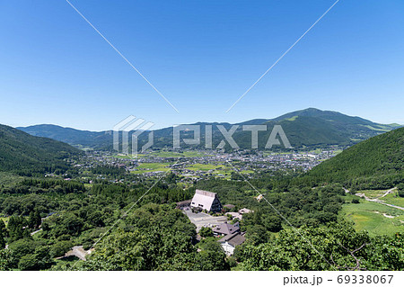 狭霧台からの湯布院の風景 【8月】 狭霧台からの湯布院の風景 【8月】 69338067
