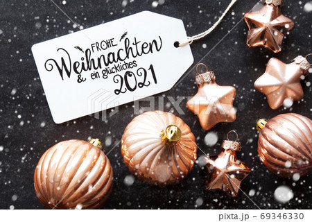 Label, Golden Decoration, Glueckliches 2021 Means Happy 2021, Snowflakes Label, Golden Decoration, Glueckliches 2021 Means Happy 2021, Snowflakes 69346330